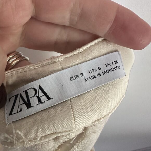 Zara Satin Effect Cargo Crop Pants Small Buckle Hem Cream Boho Trendy Casual - Picture 9 of 10